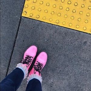 COPY - W’s Patent Leather Doc Marten boots